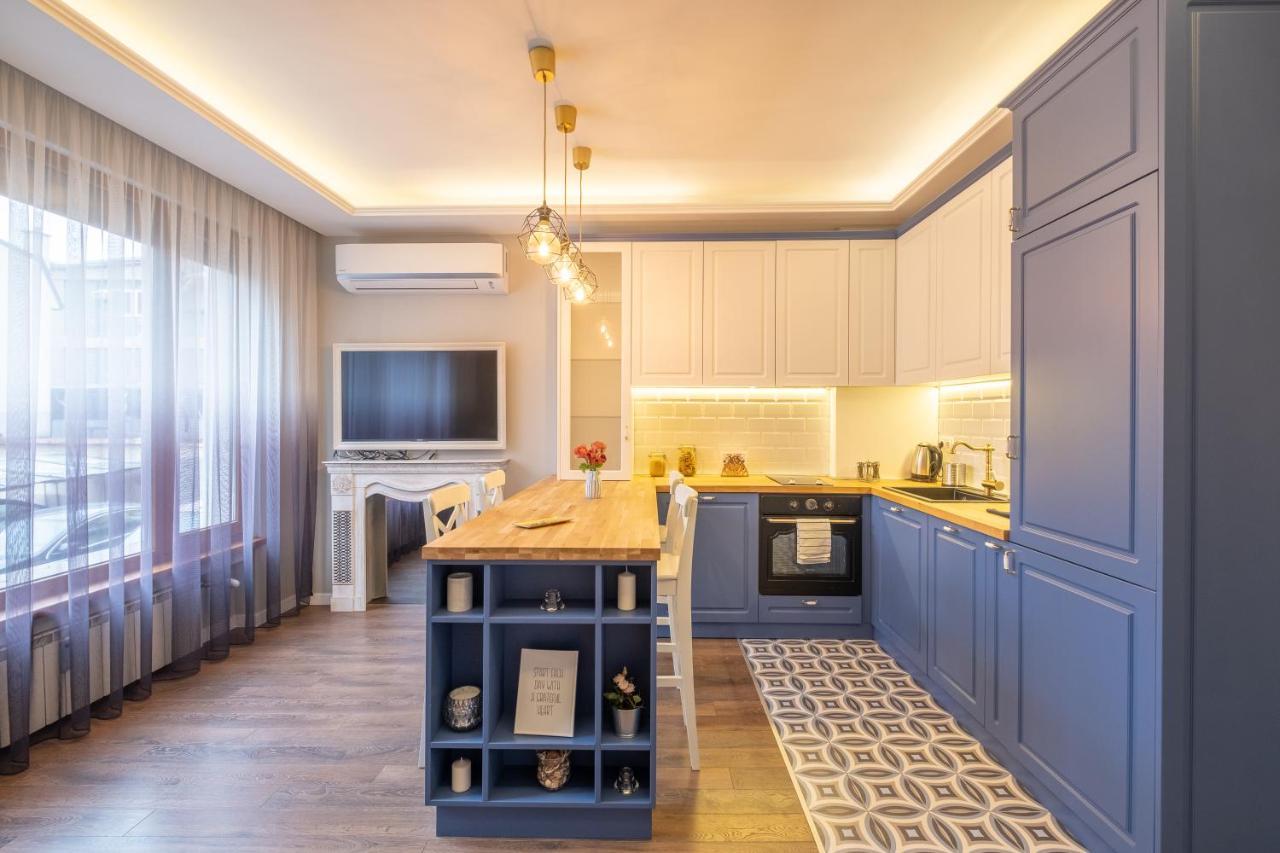 Designer & Cozy 2Bd Flat With A Parking In The City Center By Flat Mаnager Софія Екстер'єр фото