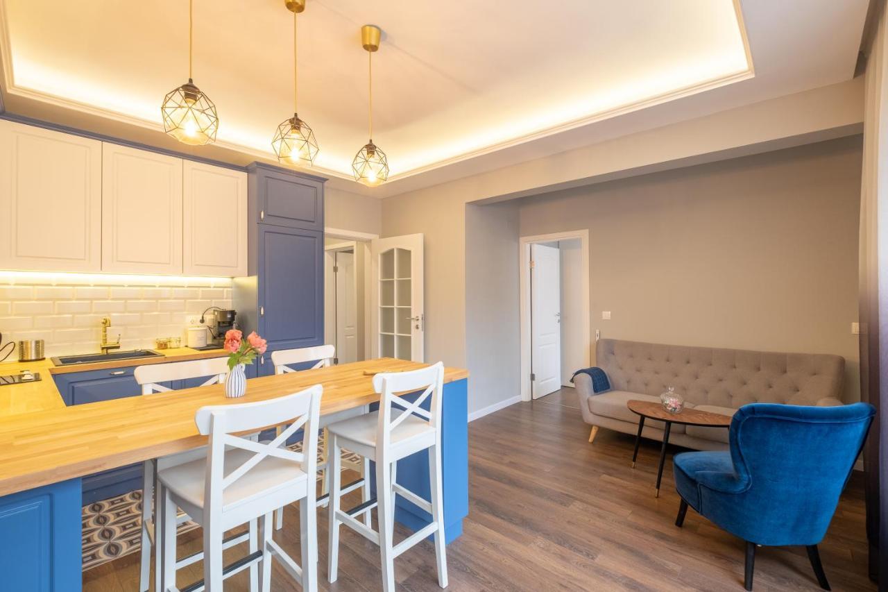 Designer & Cozy 2Bd Flat With A Parking In The City Center By Flat Mаnager Софія Екстер'єр фото